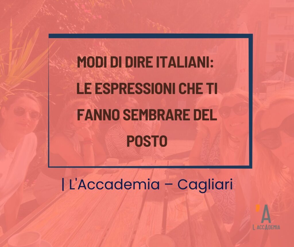 Studenti stranieri imparano modi di dire italiani durante una lezione a L'Accademia a Cagliari