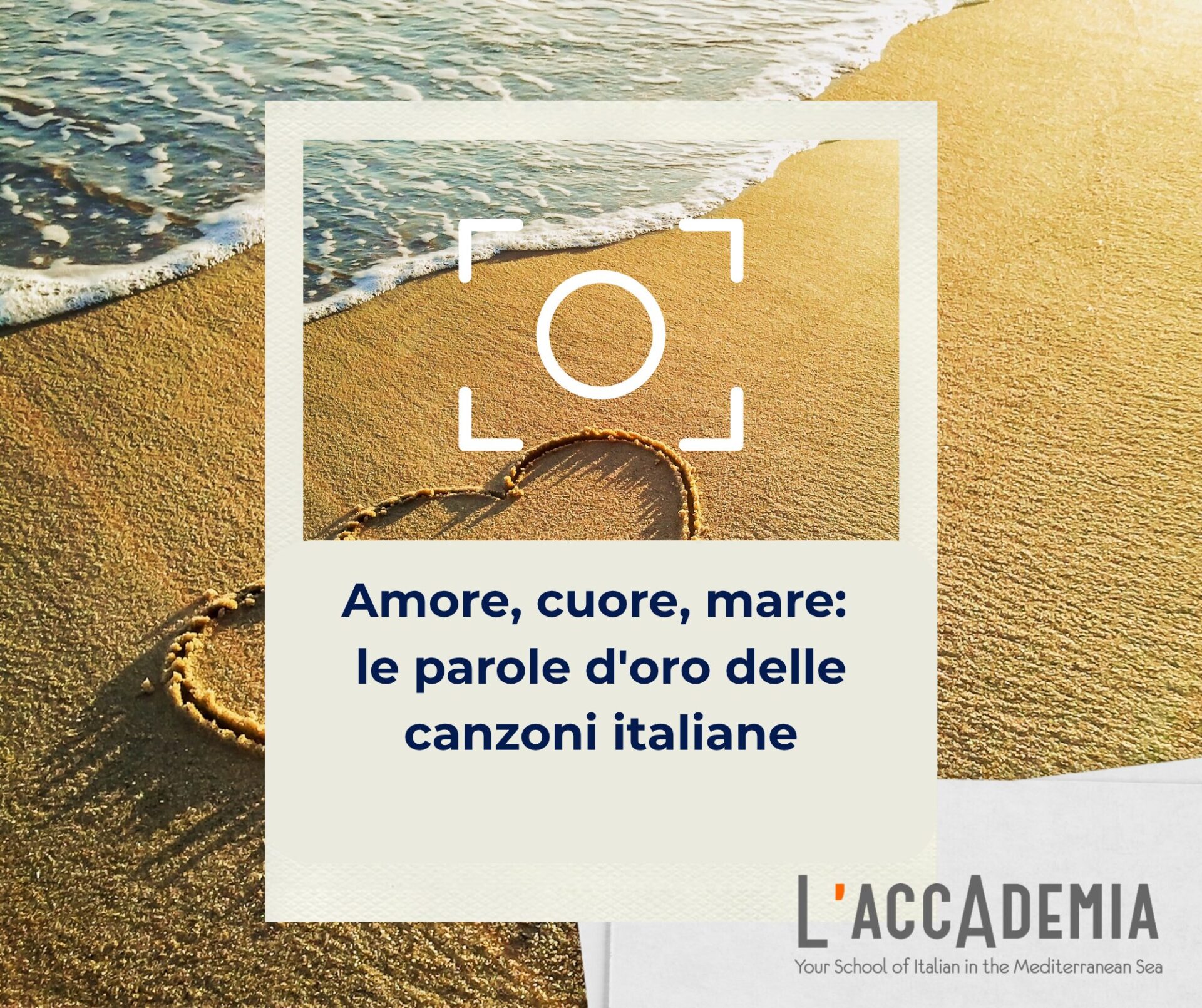cuore e note musicali su sfondo mare di Cagliari, canzoni italiane